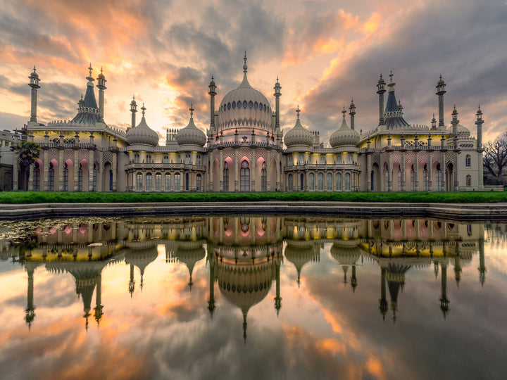 Reflections of Brighton Royal Pavilion Photo Print - Canvas - Framed Photo Print - Hampshire Prints