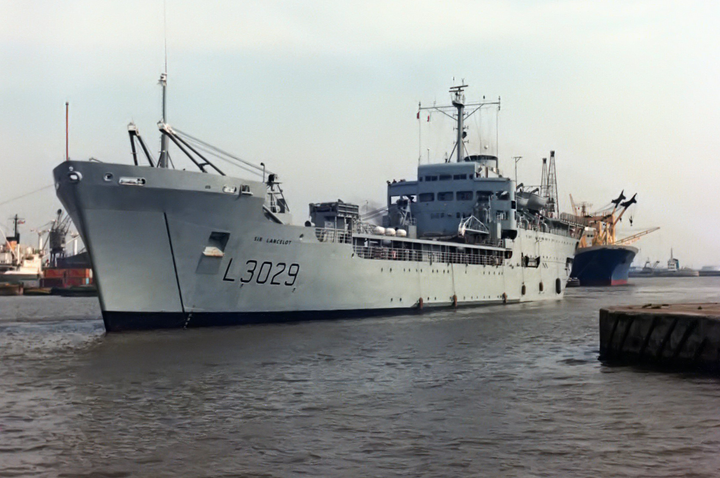 RFA Sir Lancelot L3029 Royal Fleet Auxiliary Round Table class ship Photo Print or Framed Print - Hampshire Prints