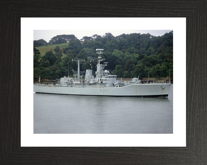 HMS Scylla F71 Royal Navy Leander Class Frigate Photo Print or Framed Print - Hampshire Prints