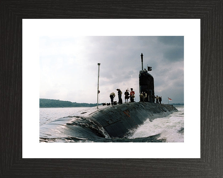 HMS Sceptre S104 Submarine | Photo Print | Framed Print | Swiftsure Class | Royal Navy - Hampshire Prints