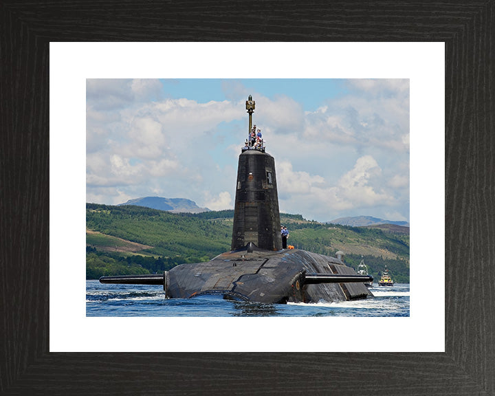 HMS Victorious S29 Royal Navy Vanguard class Submarine Photo Print or Framed Print - Hampshire Prints