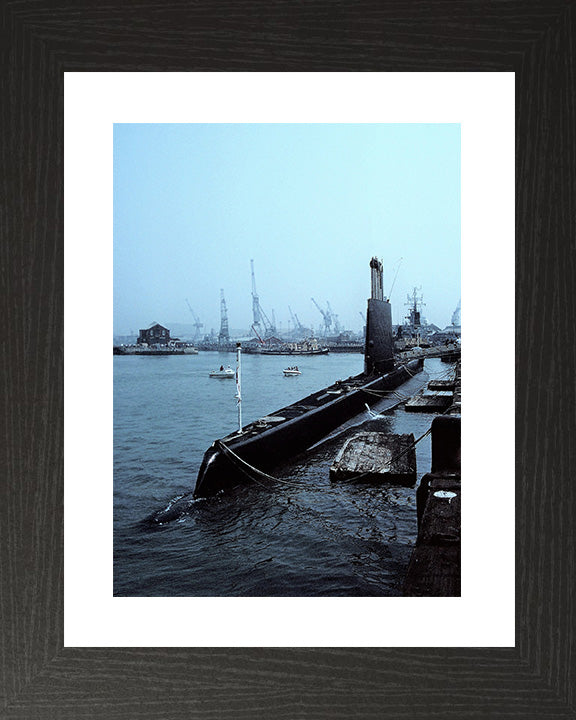 HMS Onyx S21 Royal Navy Oberon class Submarine Photo Print or Framed Print - Hampshire Prints