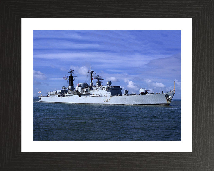 HMS Newcastle D87 Royal Navy Type 42 destroyer Photo Print or Framed Photo Print - Hampshire Prints