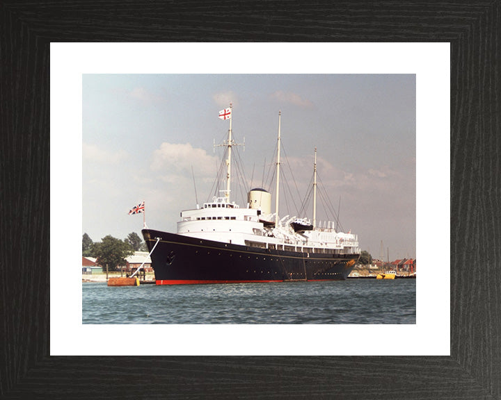 HMY Britannia Royal Yacht Photo Print or Framed Print - Hampshire Prints