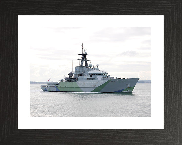 HMS Severn P282 Royal Navy River class patrol vessel Photo Print or Framed Print - Hampshire Prints