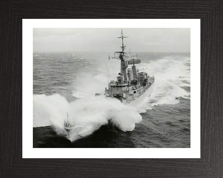 HMS Leander F109 Royal Navy Leander Class Frigate Photo Print or Framed Print - Hampshire Prints