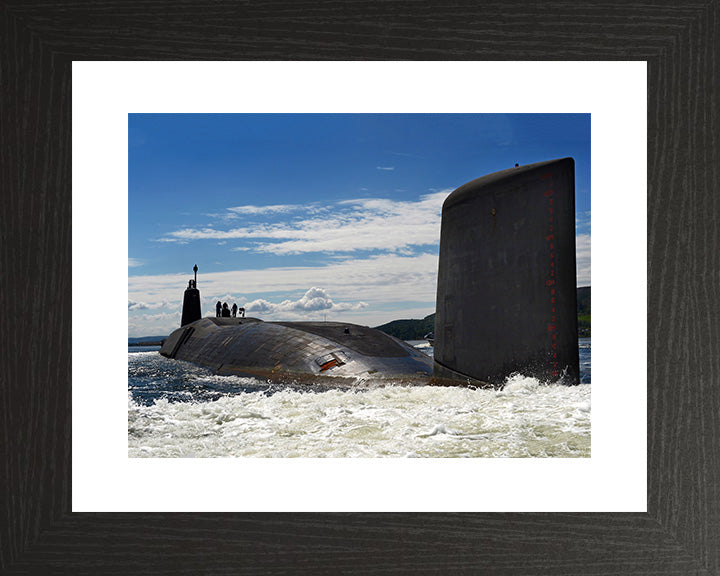 HMS Victorious S29 Submarine | Photo Print | Framed Print | Vanguard Class | Royal Navy - Hampshire Prints