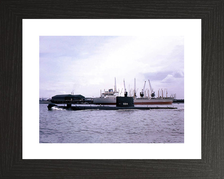 HMS Grampus S04 Submarine | Photo Print | Framed Print | Porpoise class | Royal Navy - Hampshire Prints