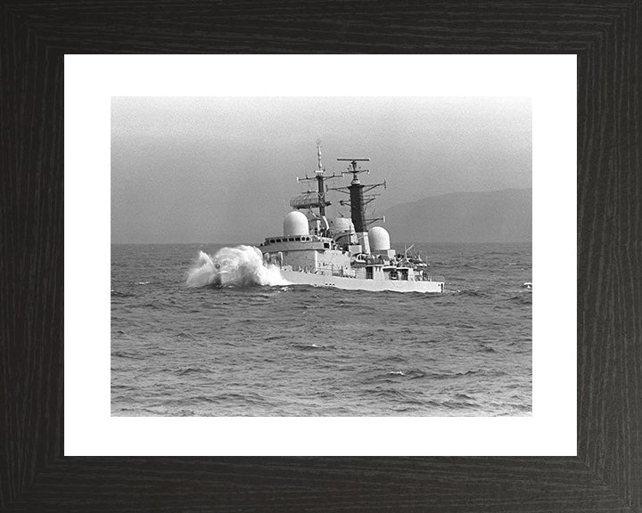 HMS Liverpool D92 Royal Navy Type 42 destroyer Photo Print or Framed Print - Hampshire Prints