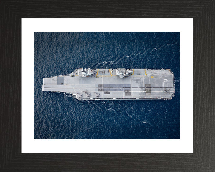 HMS Queen Elizabeth R08 | Photo Print | Framed Print | Queen Elizabeth Class | Aircraft Carrier | Royal Navy - Hampshire Prints