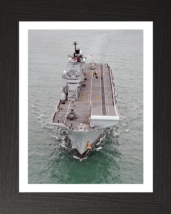 HMS Illustrious R06 | Photo Print | Framed Print | Invincible Class | Aircraft Carrier | Royal Navy