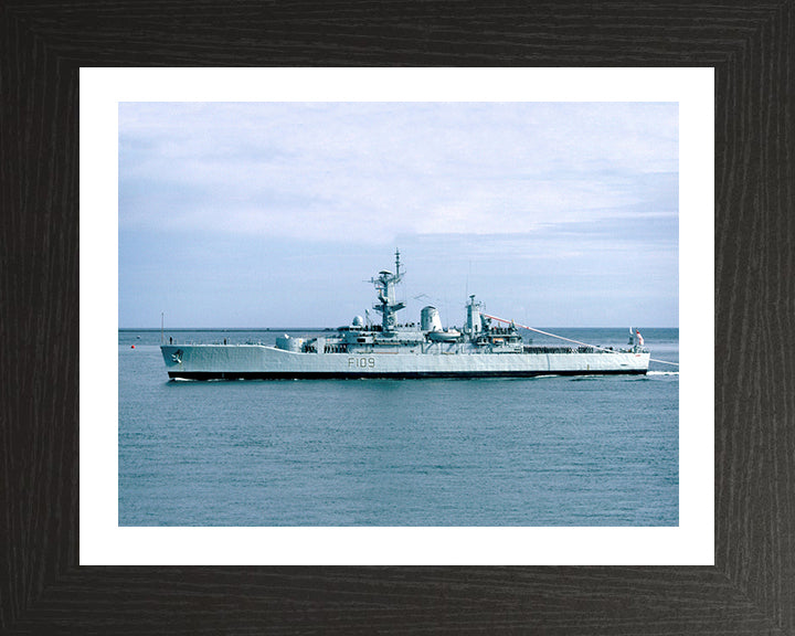 HMS Leander F109 Royal Navy Leander Class Frigate Photo Print or Framed Print - Hampshire Prints