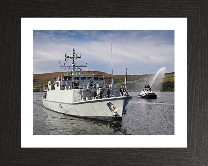 HMS Penzance M106 | Photo Print | Framed Print | Sandown Class | Minehunter | Royal Navy - Hampshire Prints