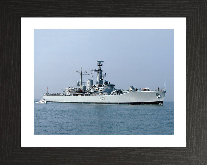 HMS Scylla F71 Royal Navy Leander Class Frigate Photo Print or Framed Print - Hampshire Prints