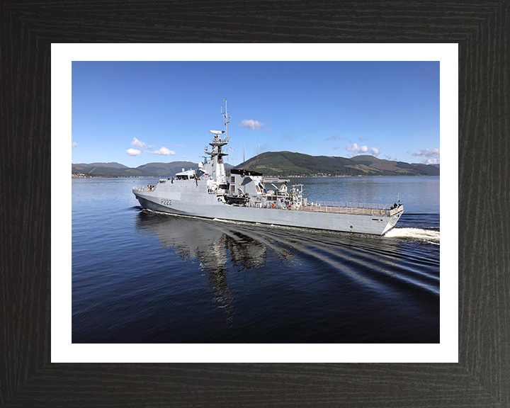 HMS Forth P222 Royal Navy River class offshore patrol vessel Photo Print or Framed Print - Hampshire Prints