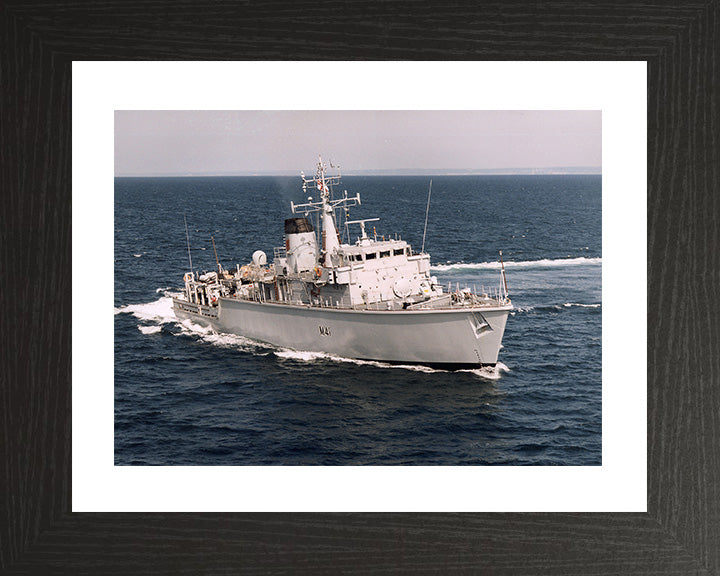 HMS Quorn M41 Royal Navy Hunt class mine countermeasures vessel Photo Print or Framed Print - Hampshire Prints