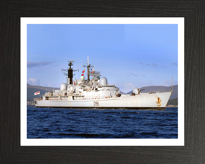 HMS Gloucester D96 Royal Navy Type 42 destroyer Photo Print or Framed Print - Hampshire Prints