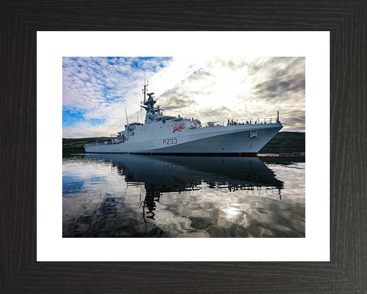 HMS Tamar P233 Royal Navy River class offshore patrol vessel Photo Print or Framed Print - Hampshire Prints