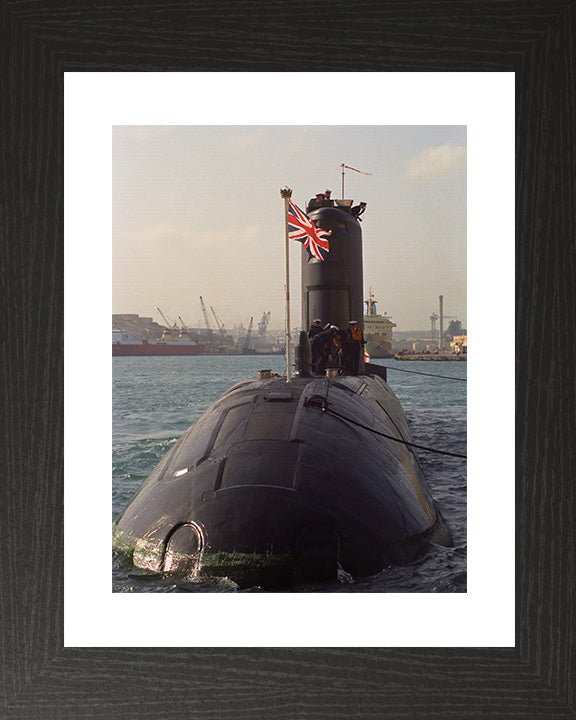 HMS Ursula S42 Submarine | Photo Print | Framed Print | Victoria Class | Royal Navy - Hampshire Prints