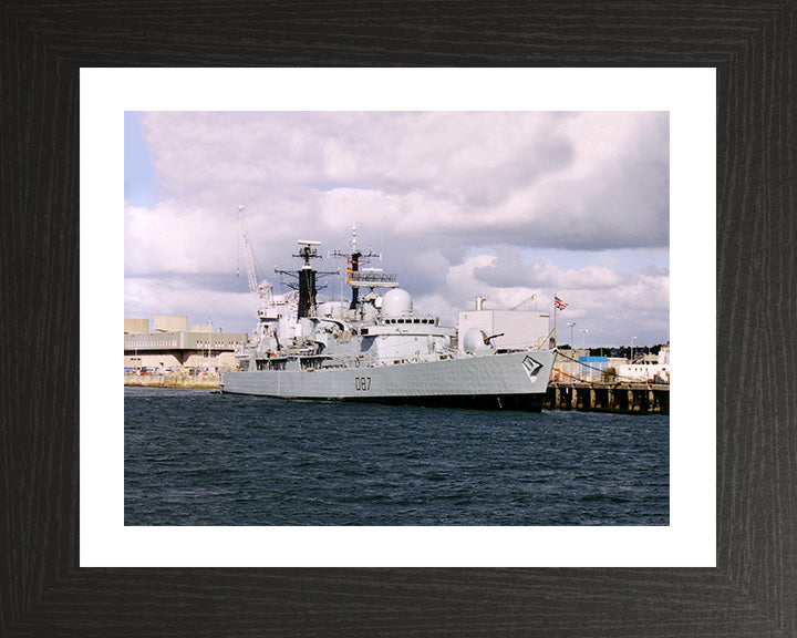 HMS Newcastle D87 Royal Navy Type 42 destroyer Photo Print or Framed Photo Print - Hampshire Prints