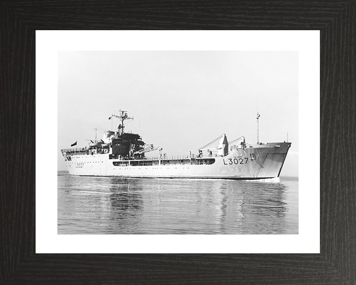 RFA Sir Geraint L3027 Royal Fleet Auxiliary Round Table class ship Photo Print or Framed Print - Hampshire Prints