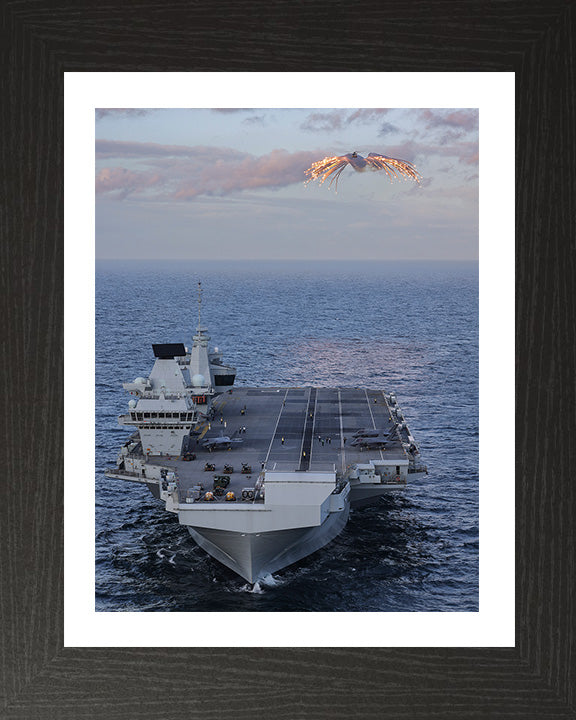 HMS Prince of Wales R09 | Photo Print | Framed Print | Queen Elizabeth Class | Aircraft Carrier | Royal Navy