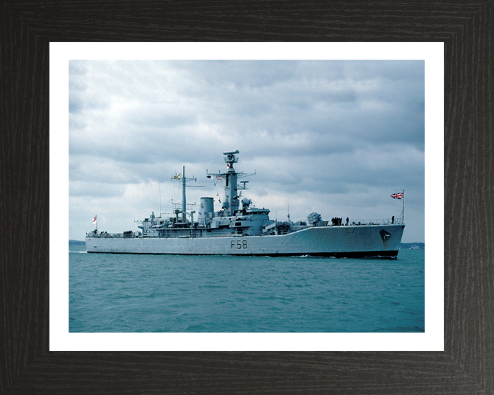 HMS Hermione F58 | Photo Print | Framed Print | Leander Class | Frigate | Royal Navy - Hampshire Prints