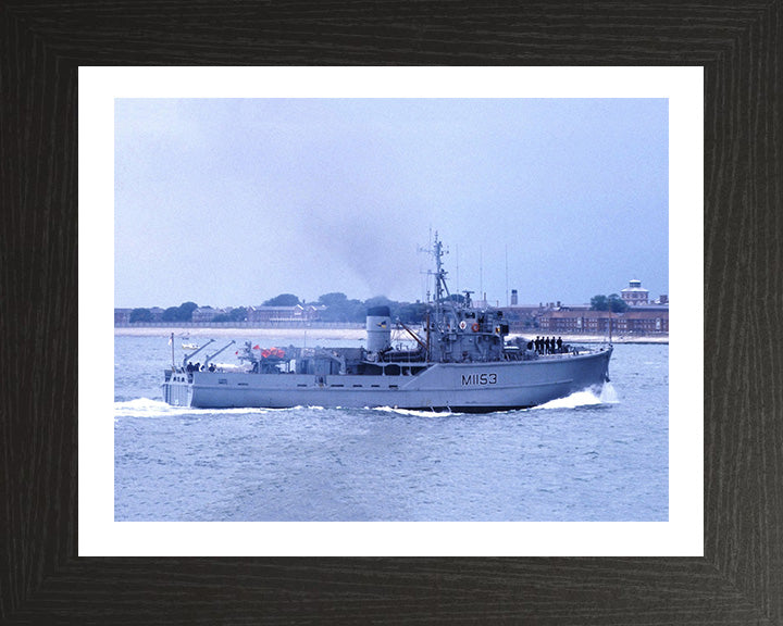 HMS Kedleston M1153 | Photo Print | Framed Print | Ton Class | Minesweeper | Royal Navy - Hampshire Prints