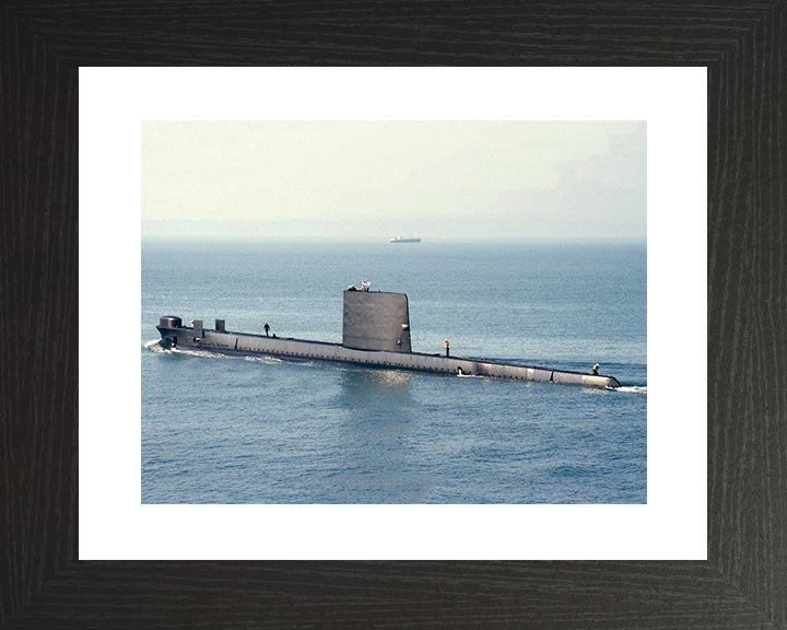 HMS Walrus S08 Royal Navy Porpoise class Submarine Photo Print or Framed Print - Hampshire Prints