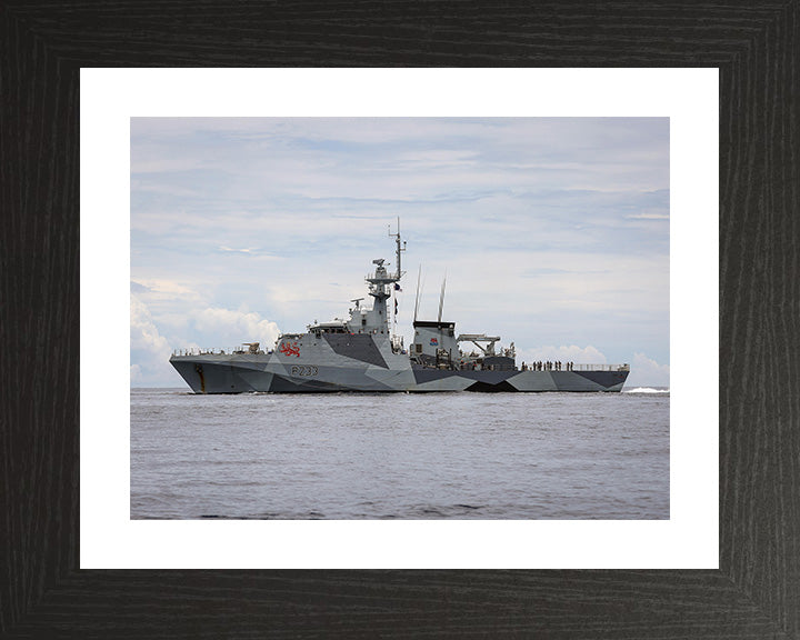 HMS Tamar P233 Royal Navy River class offshore patrol vessel Photo Print or Framed Print - Hampshire Prints