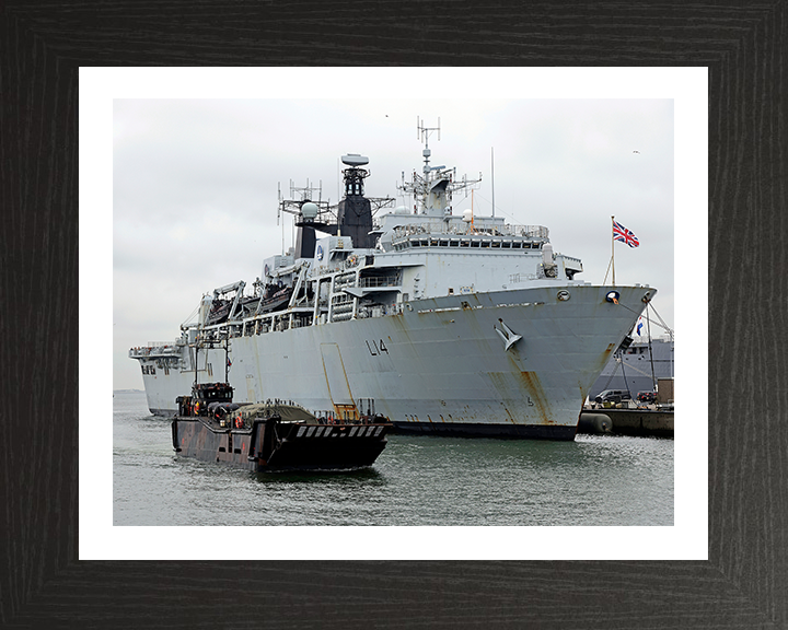 HMS Albion L14 | Photo Print | Framed Print | Albion Class | Amphibious ship | Royal Navy