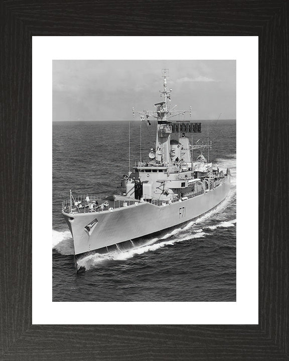 HMS Scylla F71 | Photo Print | Framed Print | Leander Class | Frigate | Royal Navy - Hampshire Prints