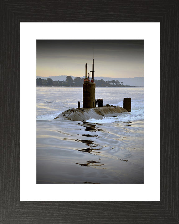 HMS Triumph S93 Submarine | Photo Print | Framed Print | Trafalgar Class | Royal Navy - Hampshire Prints