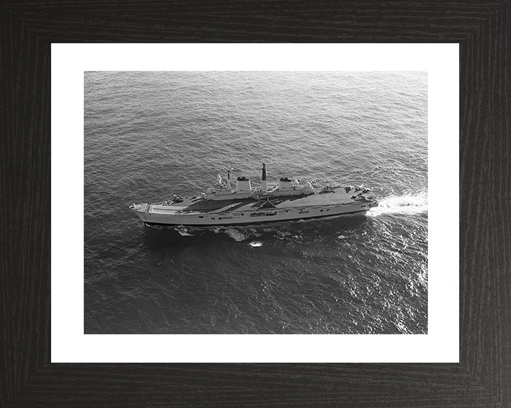 HMS Invincible R05 Royal Navy Invincible Class aircraft carrier Photo Print or Framed Print - Hampshire Prints