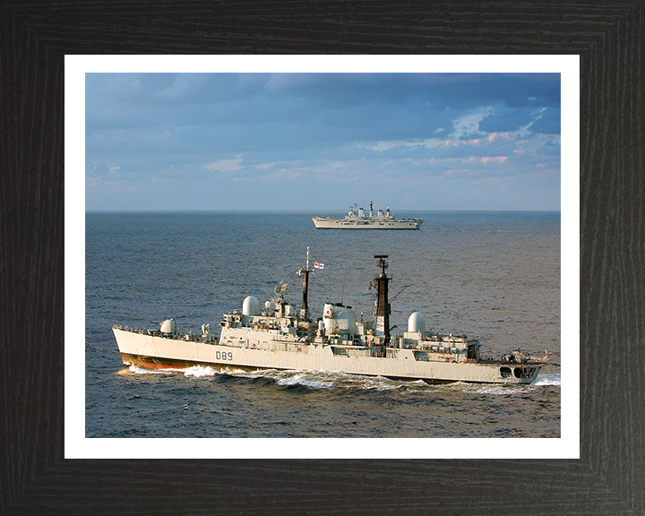 HMS Exeter D89 Royal Navy Type 42 Destroyer Photo Print or Framed Photo Print - Hampshire Prints