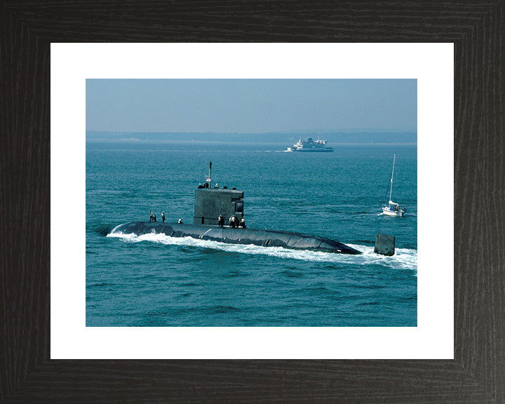 HMS Ursula S42 Royal Navy Victoria class Submarine Photo Print or Framed Print - Hampshire Prints