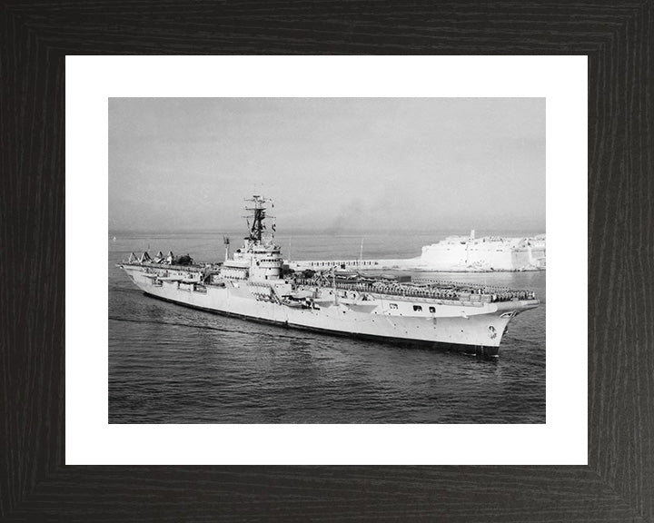 HMS Theseus R64 | Photo Print | Framed Print | Colossus Class | Aircraft Carrier | Royal Navy - Hampshire Prints