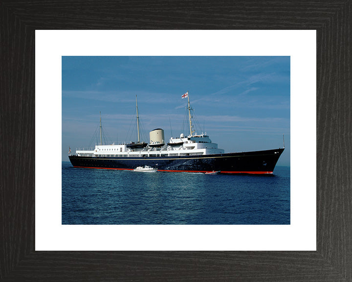 HMY Britannia Royal Yacht Photo Print or Framed Print - Hampshire Prints