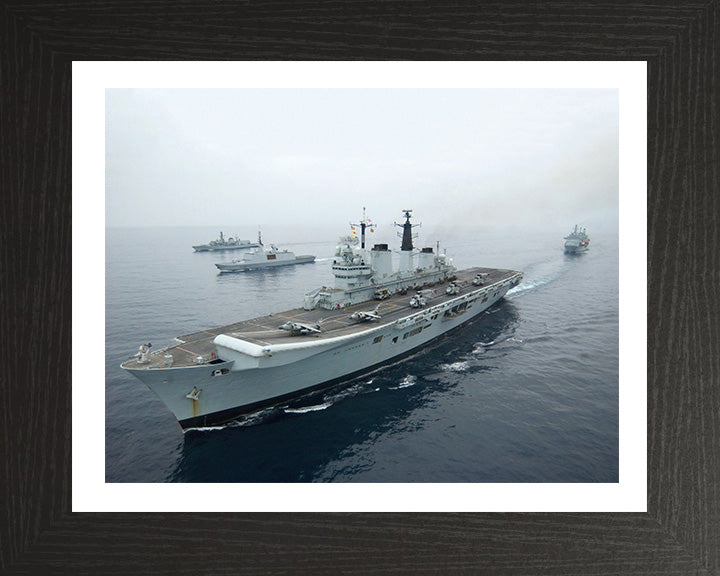 HMS Invincible R05 | Photo Print | Framed Print | Invincible Class | Aircraft Carrier | Royal Navy - Hampshire Prints