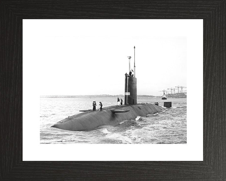 HMS Warspite S103 Royal Navy Valiant class Submarine Photo Print or Framed Print - Hampshire Prints