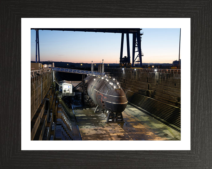 HMS Swiftsure S126 Submarine | Photo Print | Framed Print | Swiftsure Class | Royal Navy