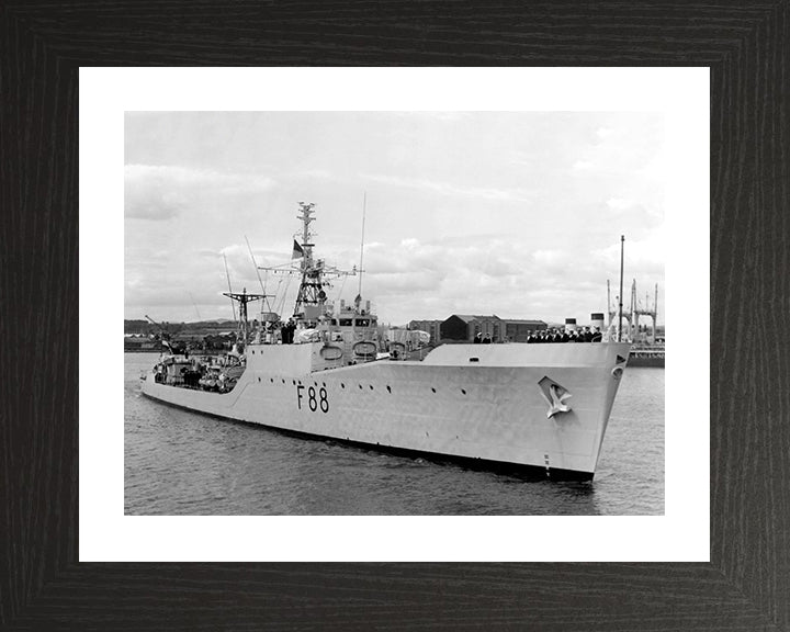 HMS Malcolm F88 | Photo Print | Framed Print | Blackwood Class | Frigate | Royal Navy - Hampshire Prints