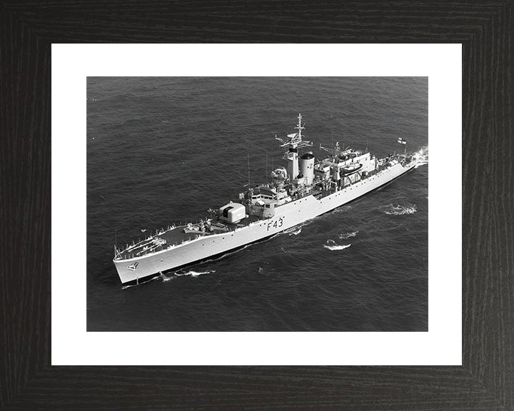 HMS Torquay F43 | Photo Print | Framed Print | Poster | Whitby Class | Frigate | Royal Navy - Hampshire Prints