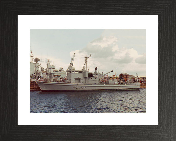 HMS Woodlark (HMS Yaxham) M2780 Royal Navy survey vessel Photo Print or Framed Print - Hampshire Prints