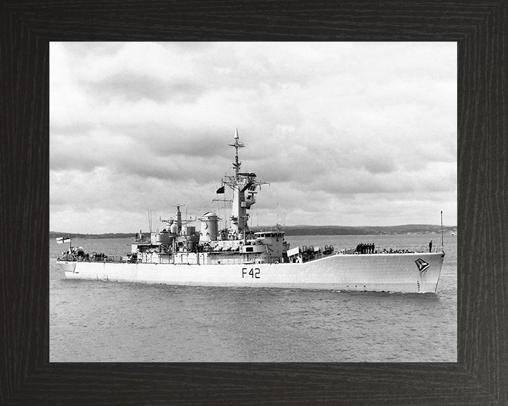 HMS Phoebe F42 | Photo Print | Framed Print | Leander Class | Frigate | Royal Navy - Hampshire Prints