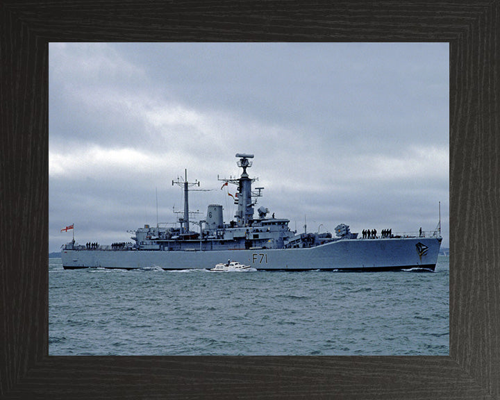 HMS Scylla F71 Royal Navy Leander Class Frigate Photo Print or Framed Print - Hampshire Prints