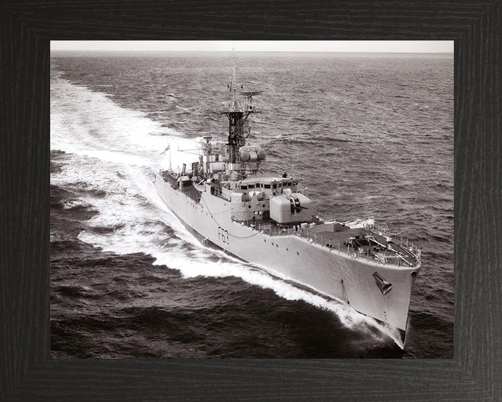 HMS Scarborough F63 Royal Navy Whitby class frigate Photo Print or Framed Print - Hampshire Prints