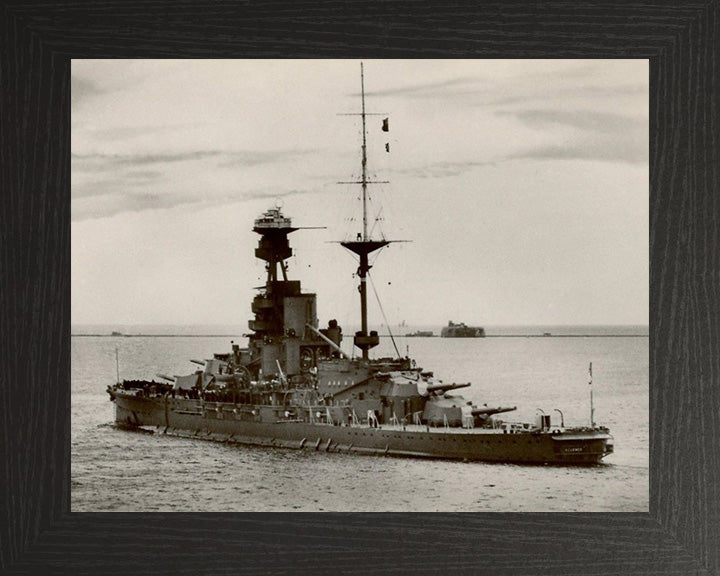 HMS Revenge (06) Royal Navy Revenge class battleship Photo Print or Framed Print - Hampshire Prints