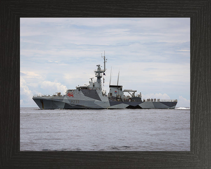 HMS Tamar P233 Royal Navy River class offshore patrol vessel Photo Print or Framed Print - Hampshire Prints