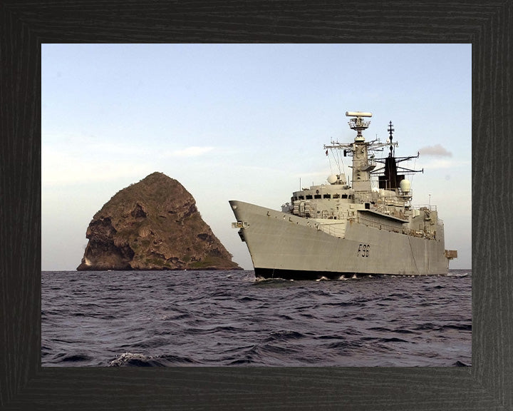 HMS Sheffield F96 | Photo Print | Framed Print | Poster | Type 22 | Frigate | Royal Navy - Hampshire Prints